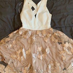 Maria Sutache Floral Dress in WHITE/TAUPE